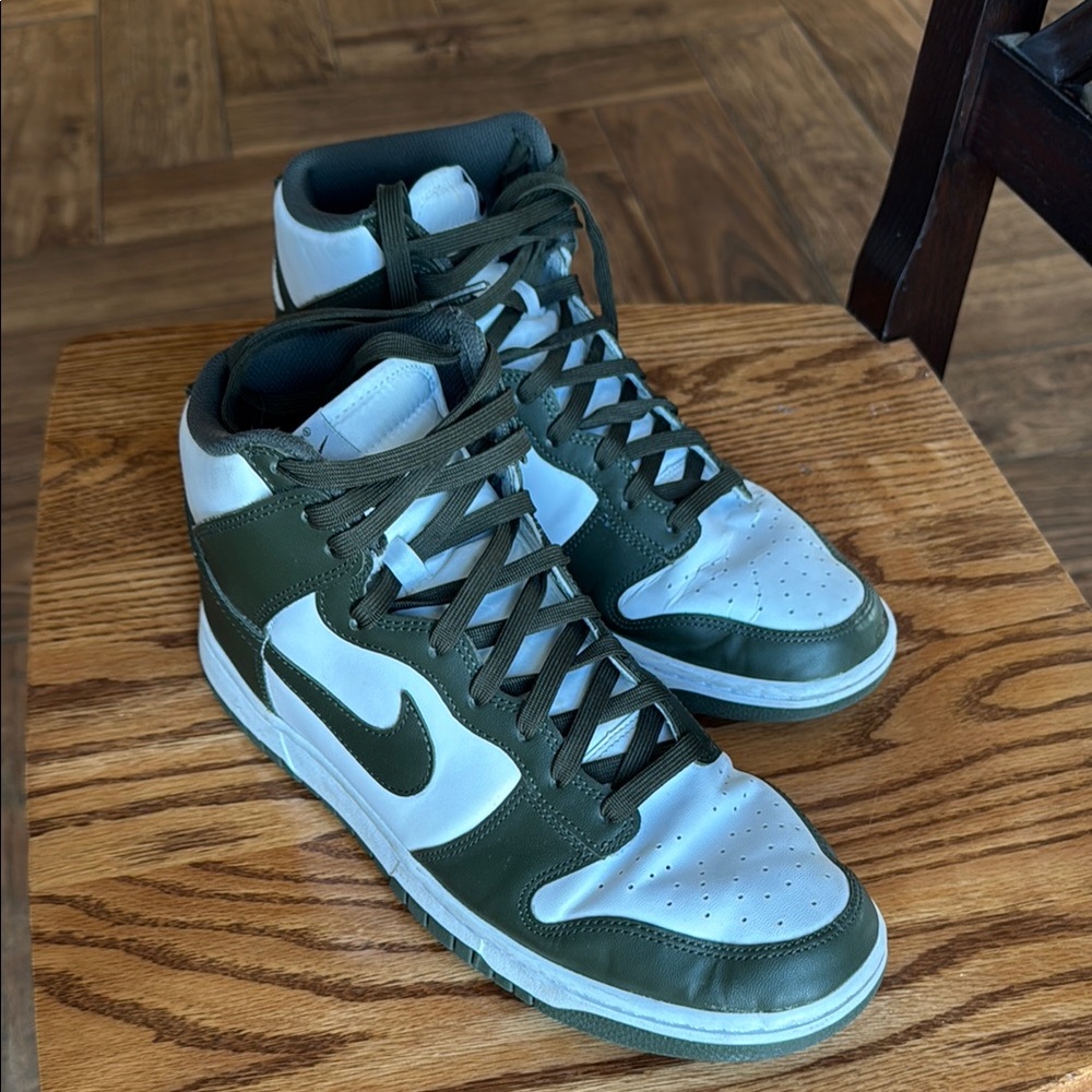 Nike High-Top Sneakers in Olive Green and White
